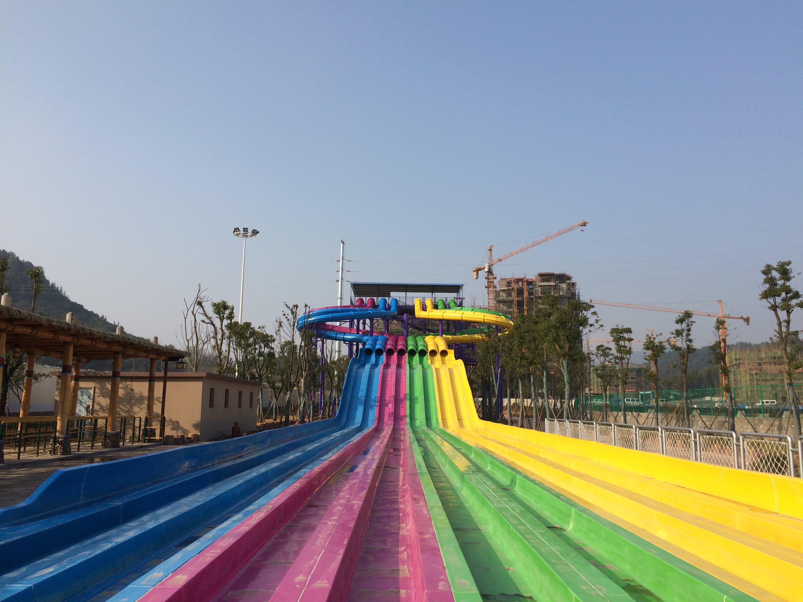 龍翔設計水上公園：江西夢幻水城主題樂園建設